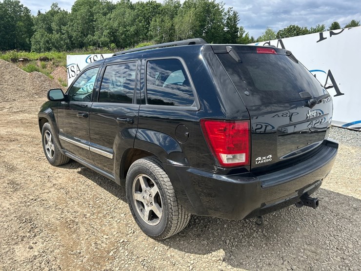 2006-jeep-grand-cherokee-image-3