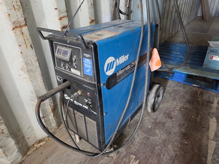 #5993-•-miiller-millermatic-250mp-mig-welder-w/tank-image-4