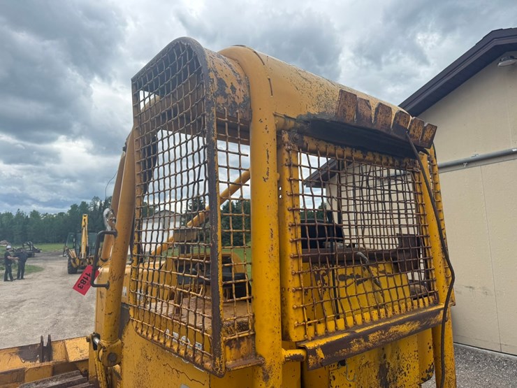 john-deere-450e-image-22