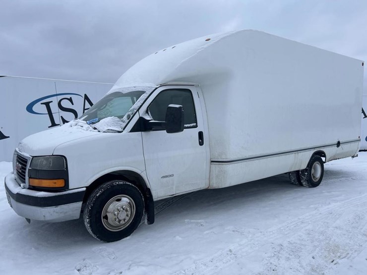 #60861-•-2014-gmc-4500-box-truck-image-1