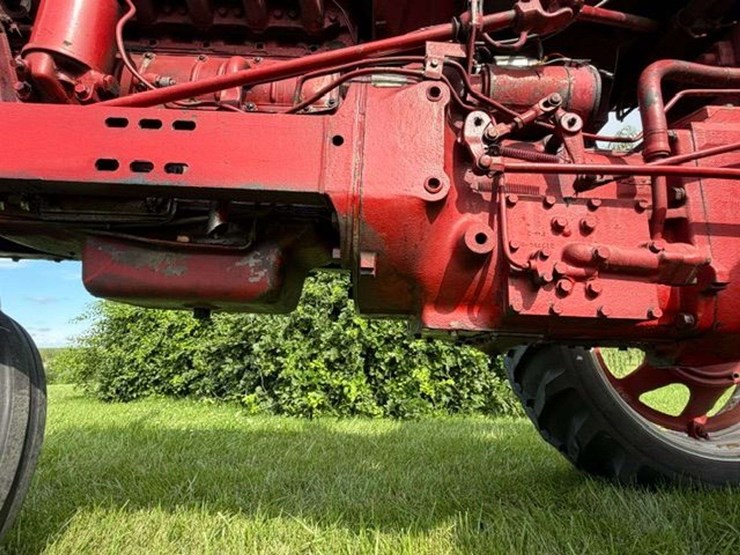 1962-farmall-560-diesel-image-20