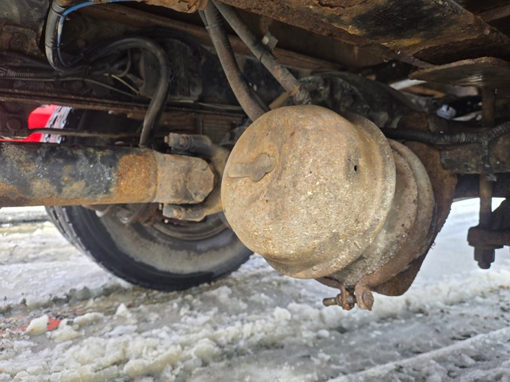 #60855-•-2002-sterling-flatbed-truck-image-37