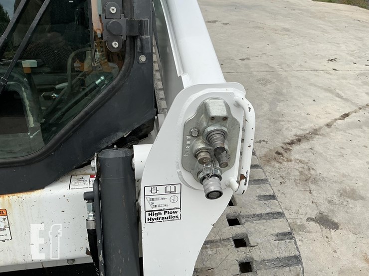 2023-bobcat-t770-image-13