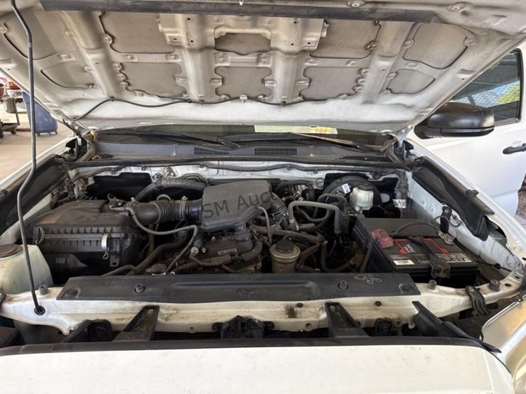 2017-toyota-tacoma-image-11