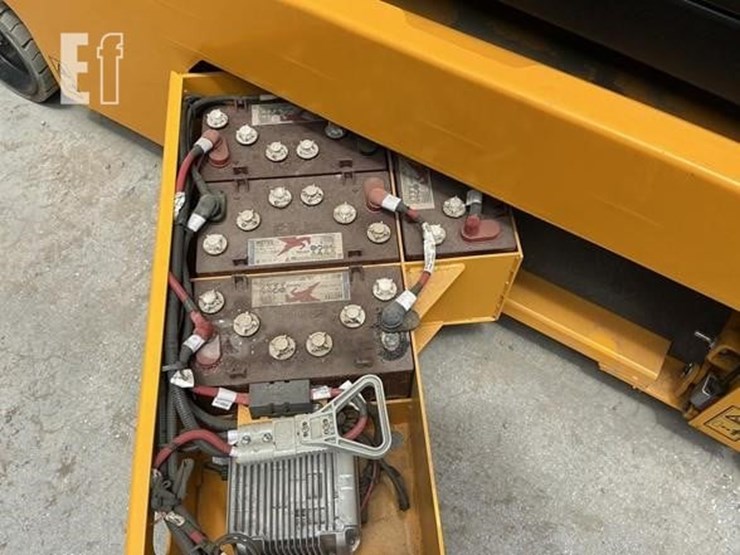 2023-jcb-s4550e-image-11