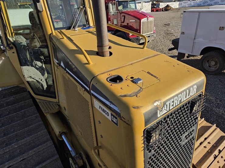 2007-caterpillar-d5n-lgp-image-21