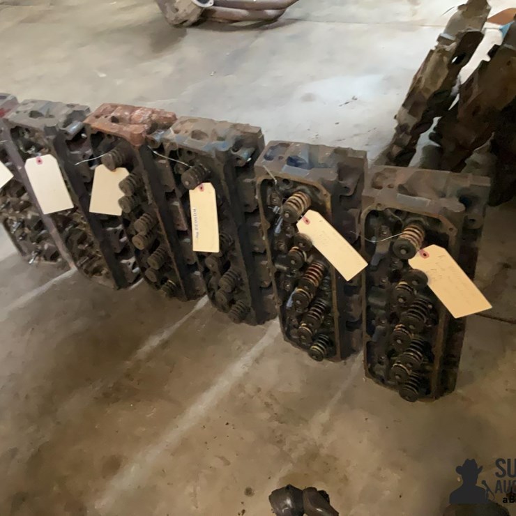 Ford (3 Sets) 351 Cleveland 2 Barrel Heads