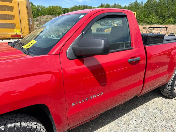 2014-chevrolet-silverado-1500-image-18