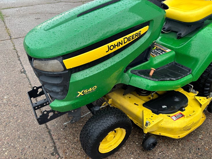 john-deere-x540-image-11