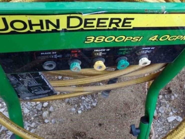 john-deere-power-washer-pulls-through-image-4