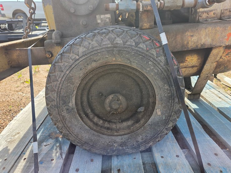 #6188-•-portable-air-compressor-image-8