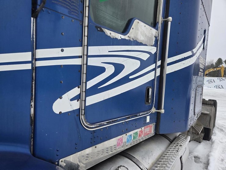 2007-kenworth-t800-image-17