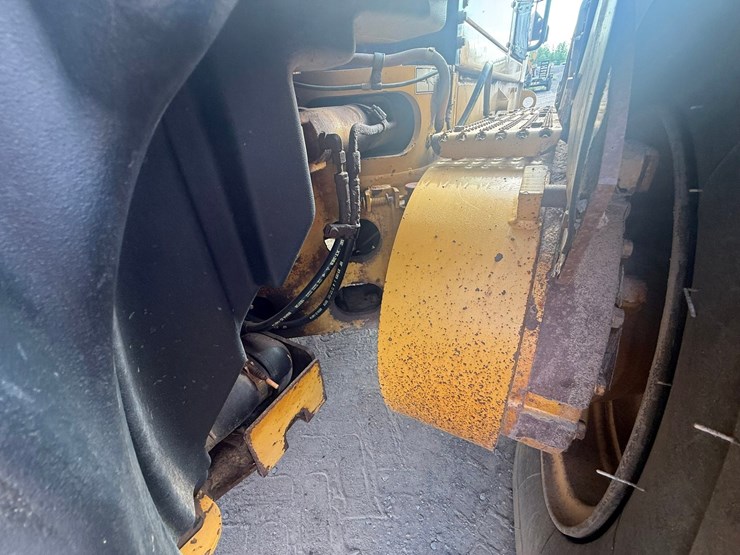 caterpillar-160m-image-119