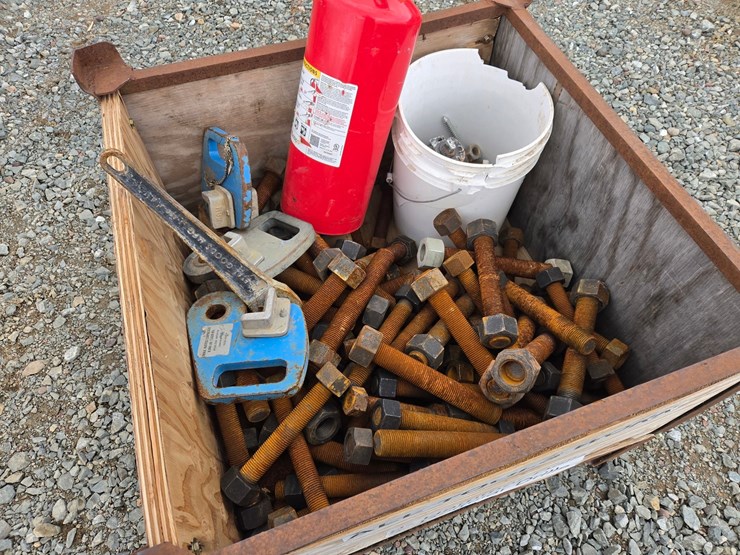 #6161-•-crate-of-bolts,-nuts,-and-misc.-items-image-5
