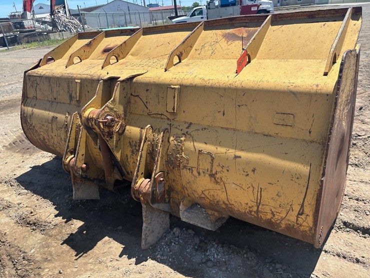 caterpillar-950b-image-3