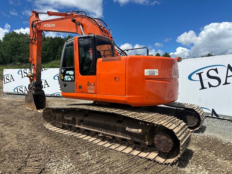 2006-hitachi-zx225-image-3
