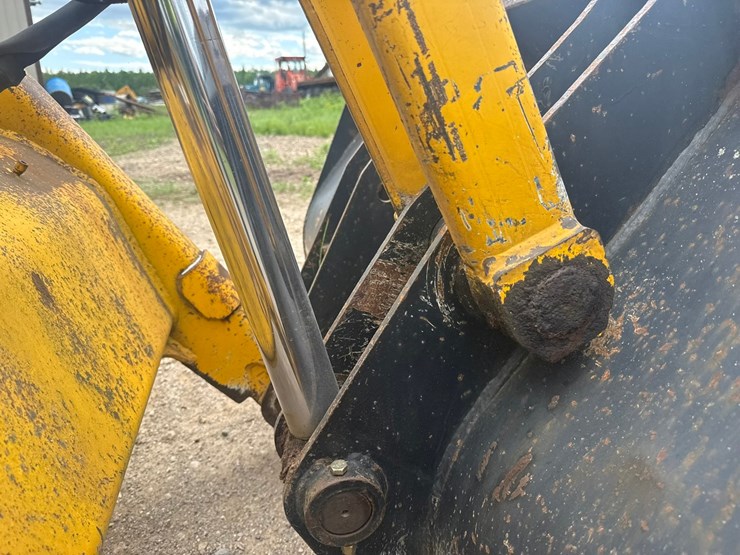 #1184-•-1997-kobelco-750-4x4-loader-backhoe-image-13