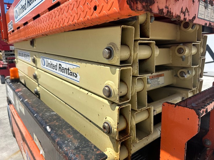 #60981-•-2017-snorkel-1932r-scissor-lift-image-17