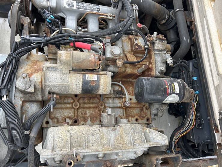 2011-carrier-2100a-image-15