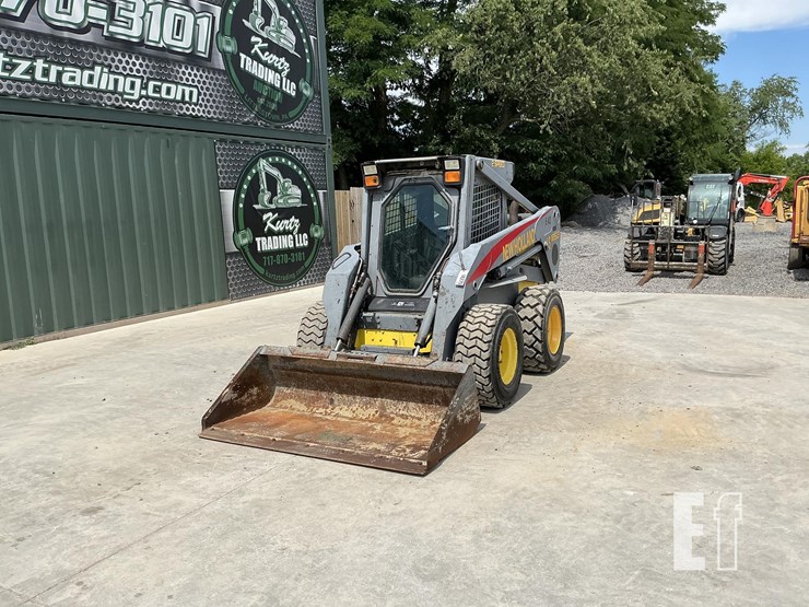 2005-new-holland-ls185b-image-8
