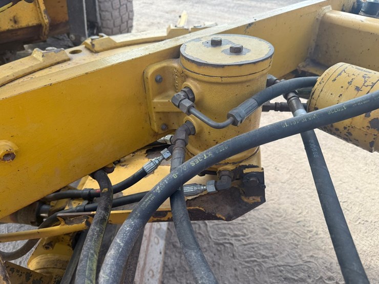 caterpillar-160m-image-168