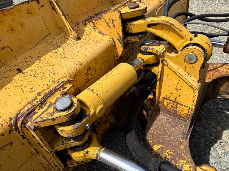 deere-550h-image-18
