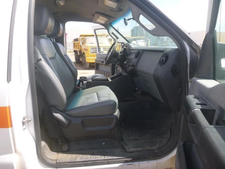 2014-ford-f350-image-12