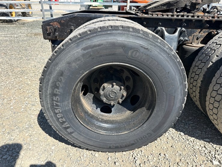 #60118-•-2019-international-rh613-day-cab-truck-tractor-image-63