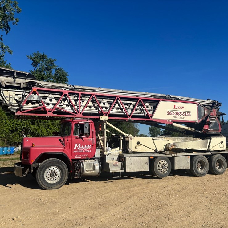 MACK RD688S