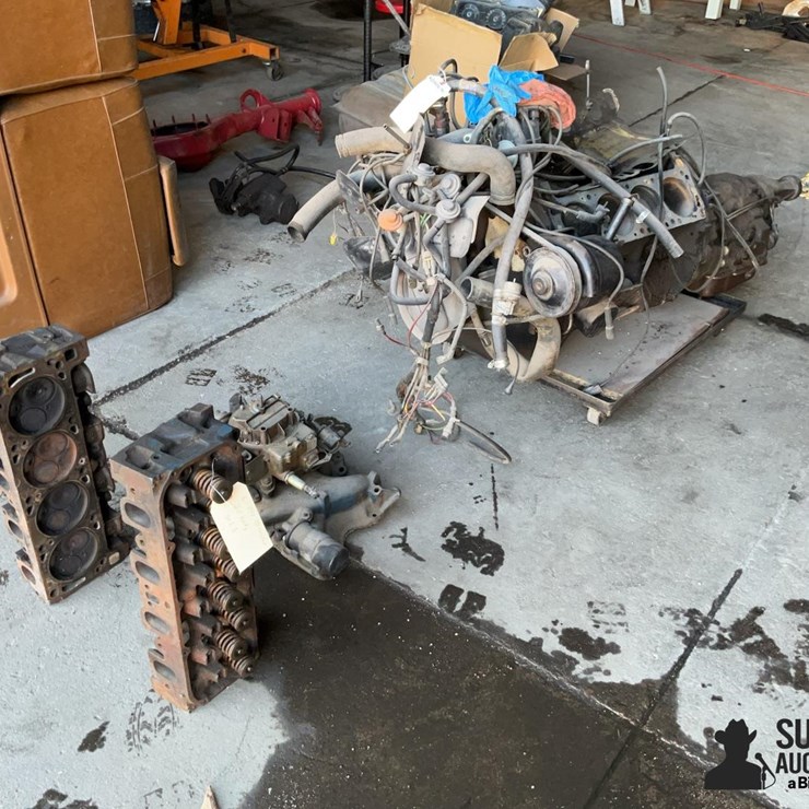 1973 Ford 351 Cleveland 2 Barrel Engine & Transmission
