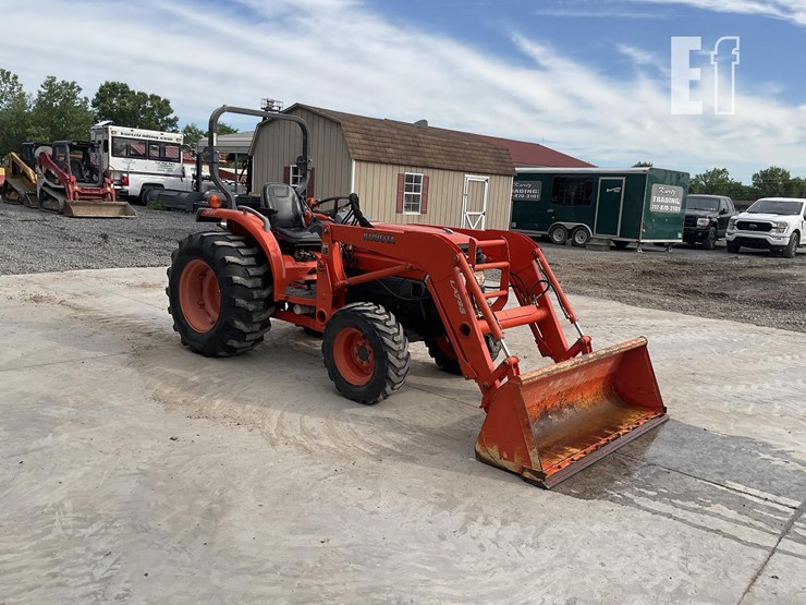 2005-kubota-l3830-image-6