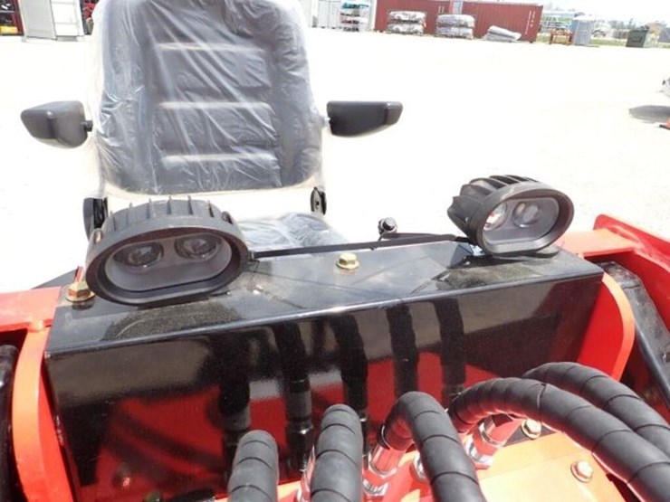 unused-2026-sdlanch-ssl580-skid-steer-image-16