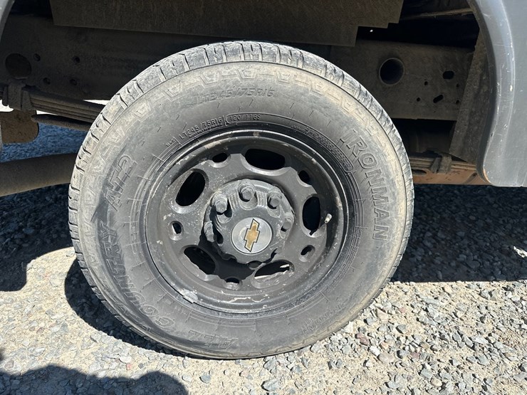 2008-chevrolet-2500-image-48