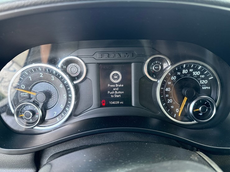 2019-dodge-3500-image-48