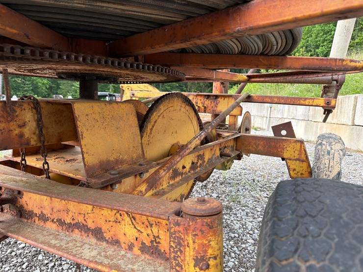 #4026-•-towable-hose-reel-w/-sprayer-image-18
