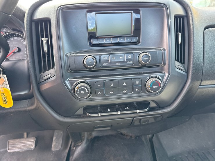 2014-chevrolet-silverado-1500-image-33