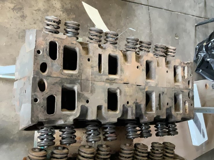 ford-352,-390,-428-edc-e-heads-image-9