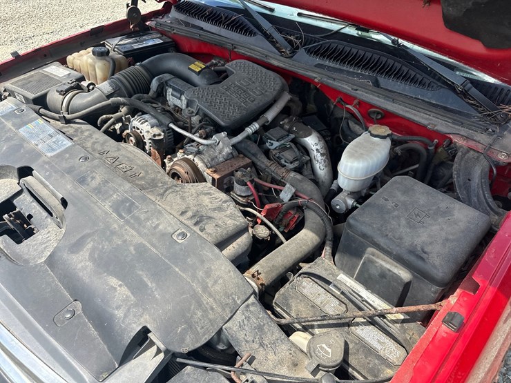 2005-chevrolet-3500-image-30