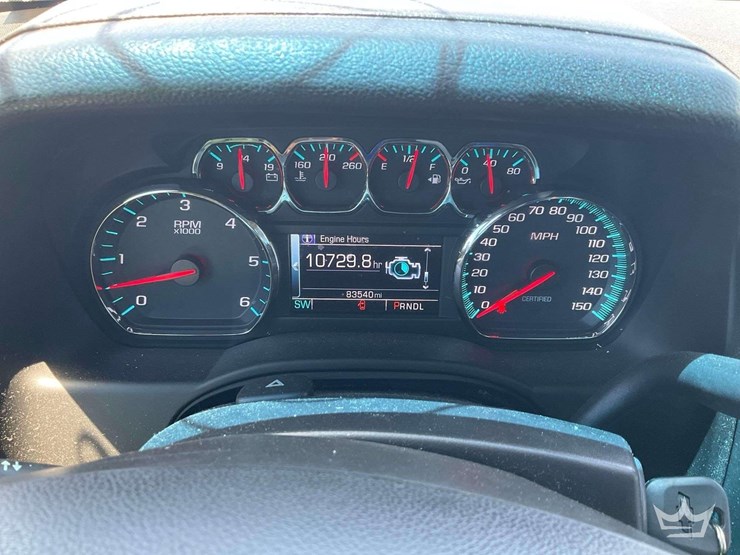 2018-chevrolet-tahoe-image-9