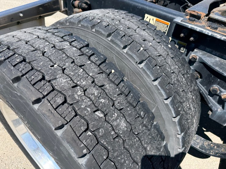 2018-kenworth-t680-image-76