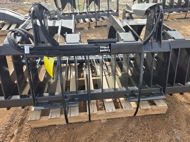 #6005-•-approx.-72"-unused-stout-hd72-4-skid-steer-brush-grapple-bucket-image-6