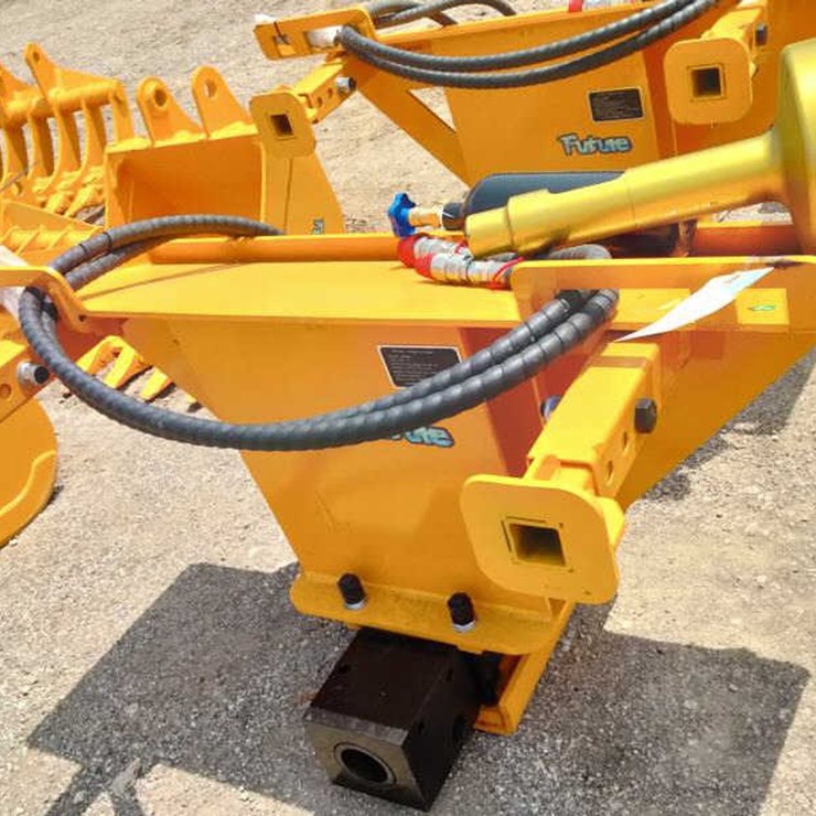 #135 • Skid Steer Pile Hammer