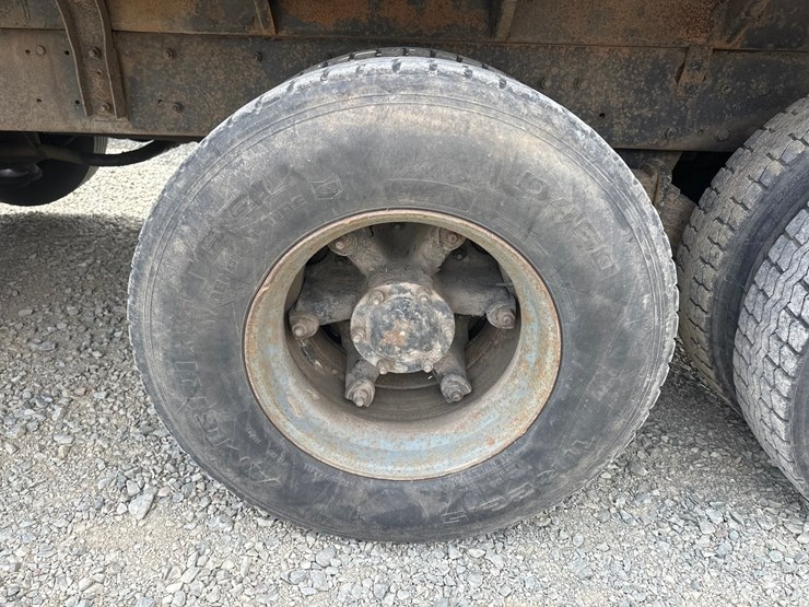 1981-mack-dm600-image-55