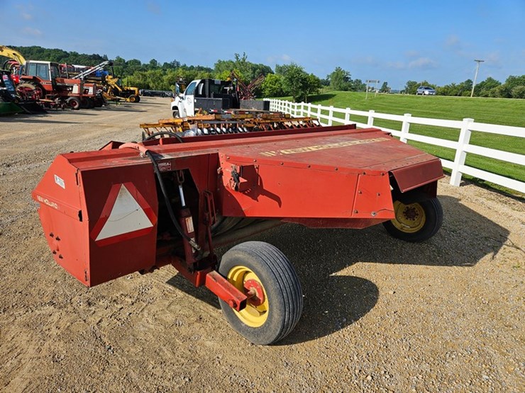 new-holland-492-image-3