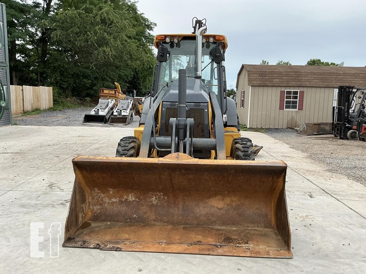 2017-deere-410l-image-7