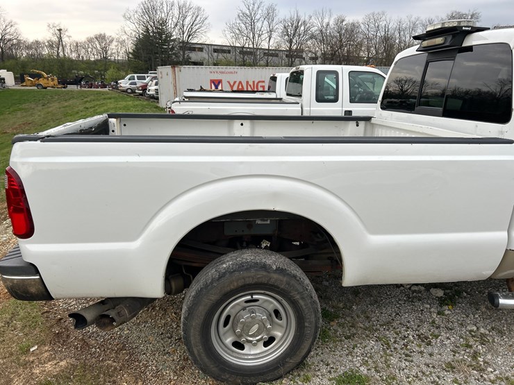 2008-ford-f350-image-18