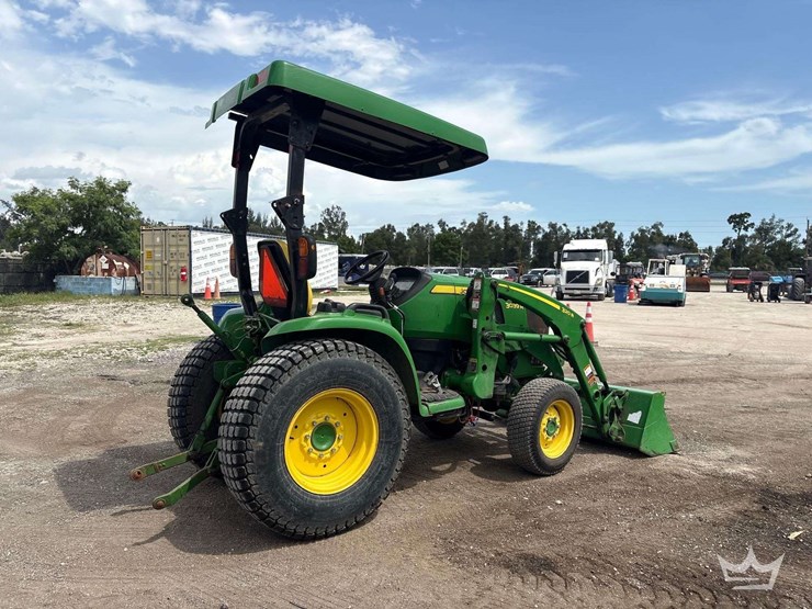 2018-john-deere-3039r-image-3