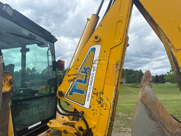 #1184-•-1997-kobelco-750-4x4-loader-backhoe-image-48