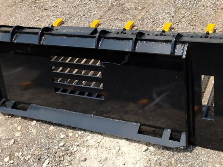 #143-•-skid-steer-66"-rock-bucket-image-4