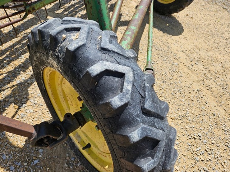 john-deere-662-image-21